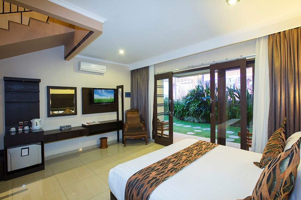 Flamingo Dewata Pool Villa