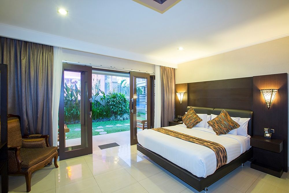 Flamingo Dewata Pool Villa *